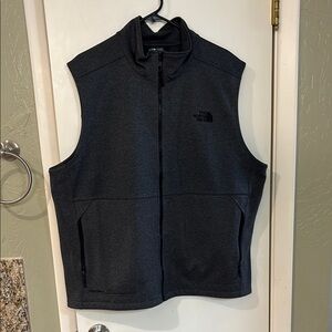 The North Face Gray & Black Sleeveless Vest